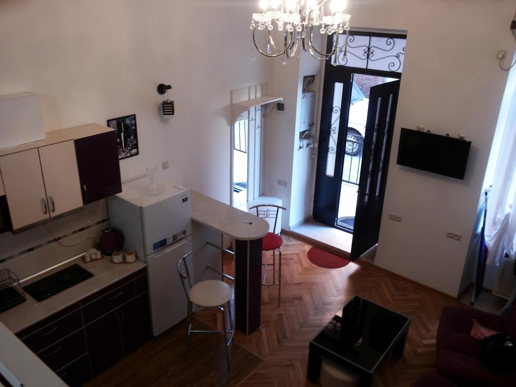 Comfortable Flat In Central Tbilisi Kamer foto