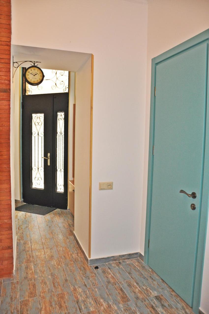Comfortable Flat In Central Tbilisi Buitenkant foto