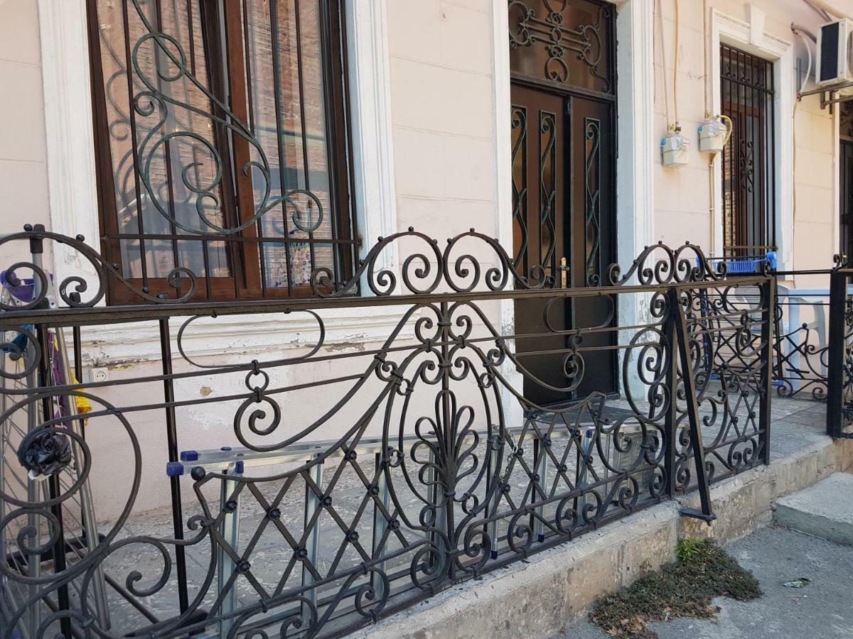 Comfortable Flat In Central Tbilisi Buitenkant foto