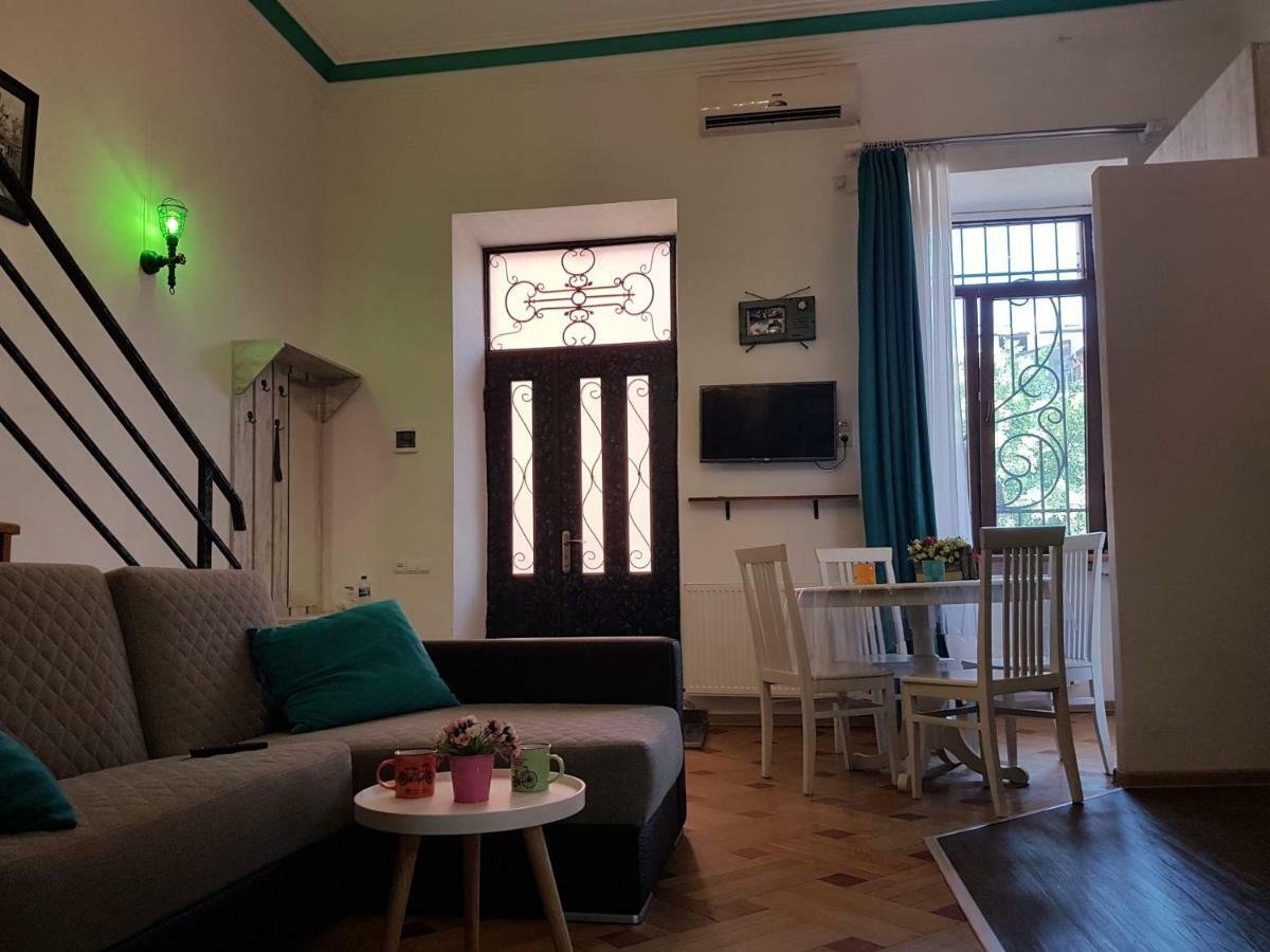 Comfortable Flat In Central Tbilisi Buitenkant foto
